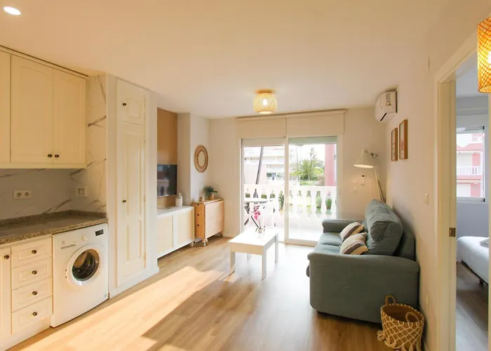 Jazmines Con Piscina A Un Paso Del Mar By Costablancarent * Denia