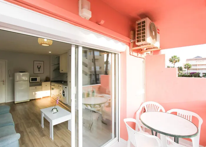 Jazmines Con Piscina A Un Paso Del Mar By Costablancarent * دينايا